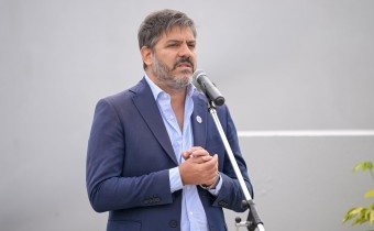 El gobierno bonaerense cuestionó la ofensiva de LLA contra las tasas municipales