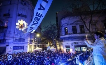 Podrían revocar el arresto domiciliario de Cristina Kirchner por los actos frente a su casa