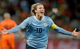 Cambios en la selección de Uruguay: Diego Forlán será el técnico interino