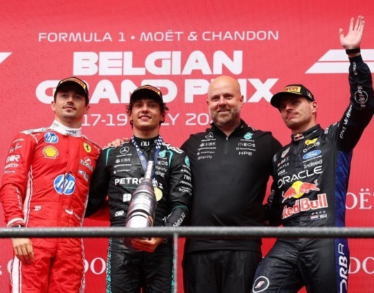 Genial maniobra de Colapinto para sumar un punto en el GP de Bélgica