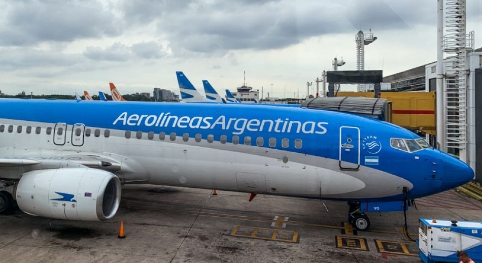 EEUU: Autorizaron embargos por US$390 millones por la expropiación de Aerolíneas Argentinas