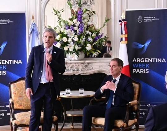 En el último día de Argentina Week, Caputo anunció Programa de Ciudadanía por Inversión de Argentina